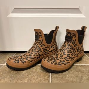 Cheetah rubber boots